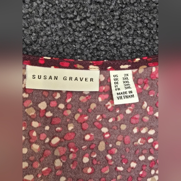 Susan Graver Blouse Top 2x  Abstract V Neck Stretch Long Sleeve - Picture 5 of 9